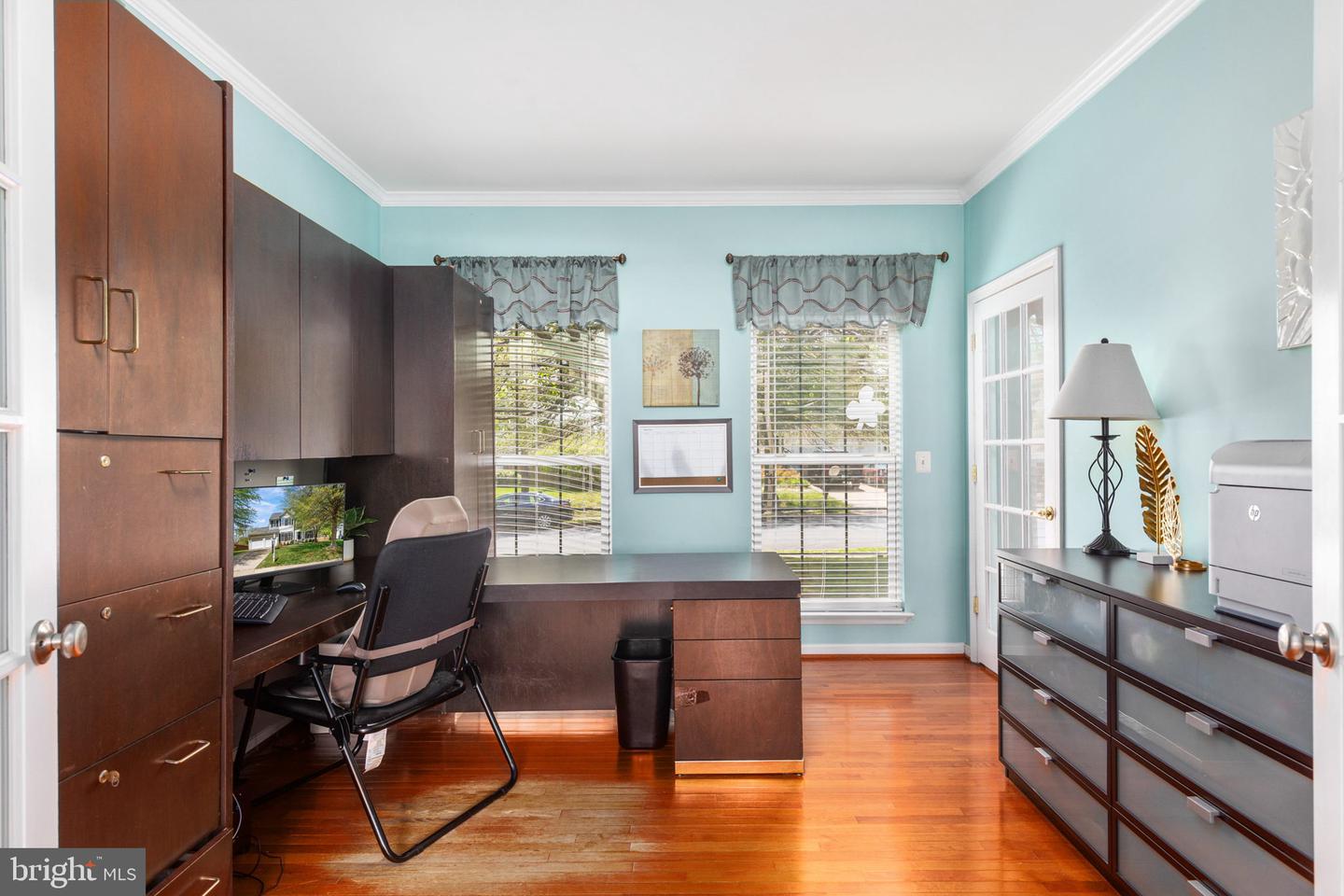 321 LOCUST GROVE DRIVE
