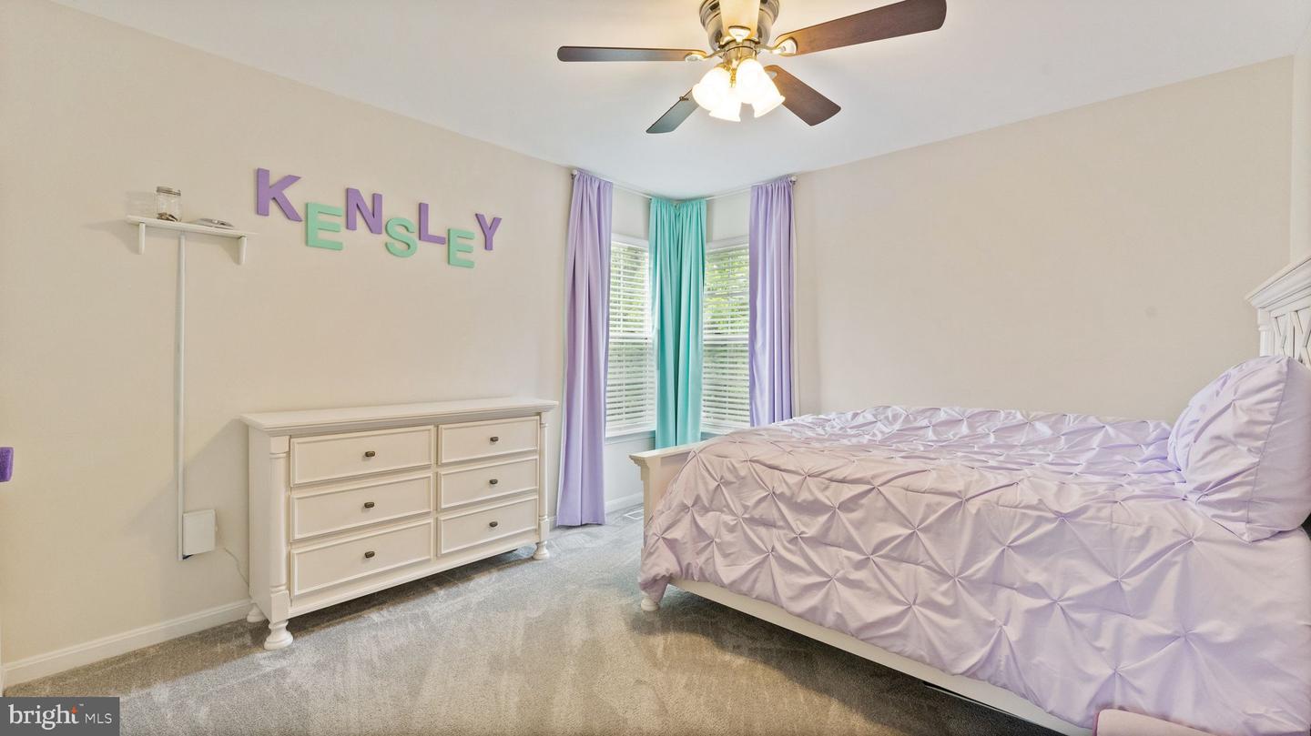 612 KRISTIN COURT SE
