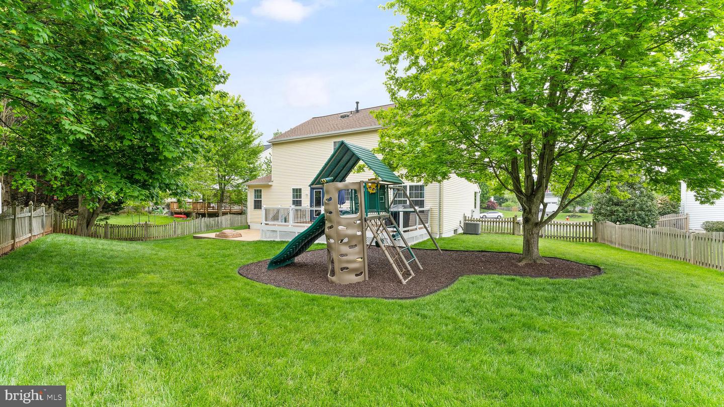 612 KRISTIN COURT SE