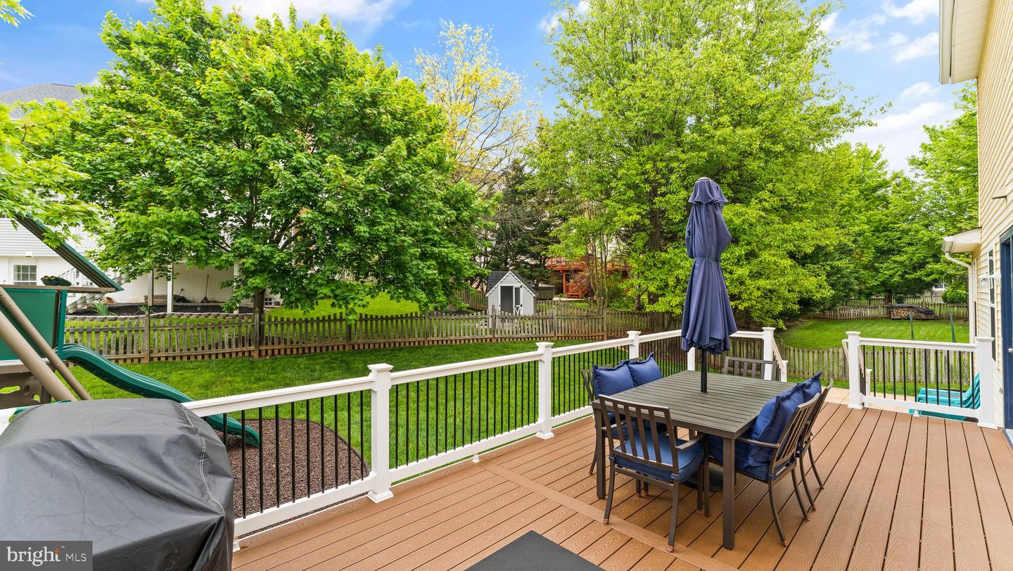 612 KRISTIN COURT SE
