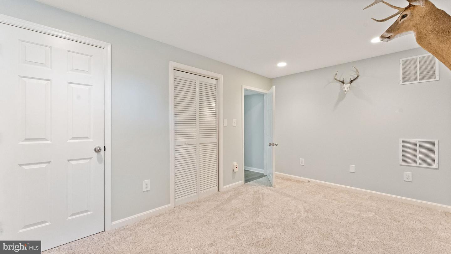 612 KRISTIN COURT SE