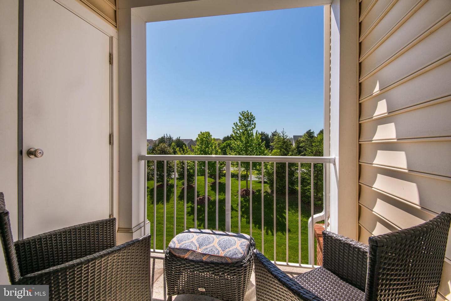 23315 MILLTOWN KNOLL SQUARE Unit: 116