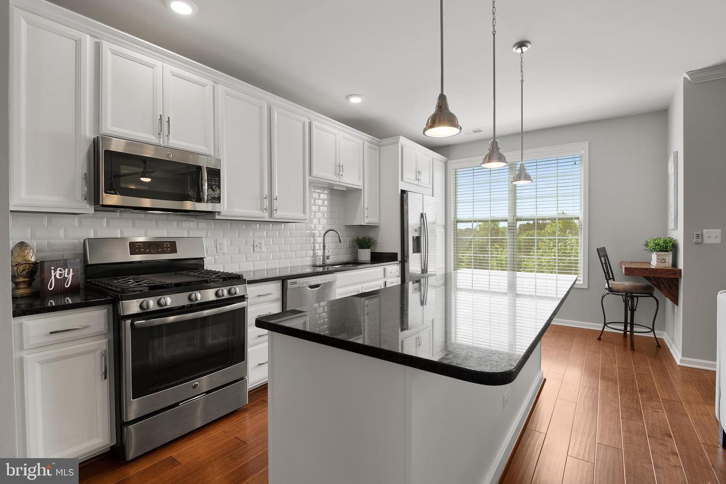 23315 MILLTOWN KNOLL SQUARE Unit: 116