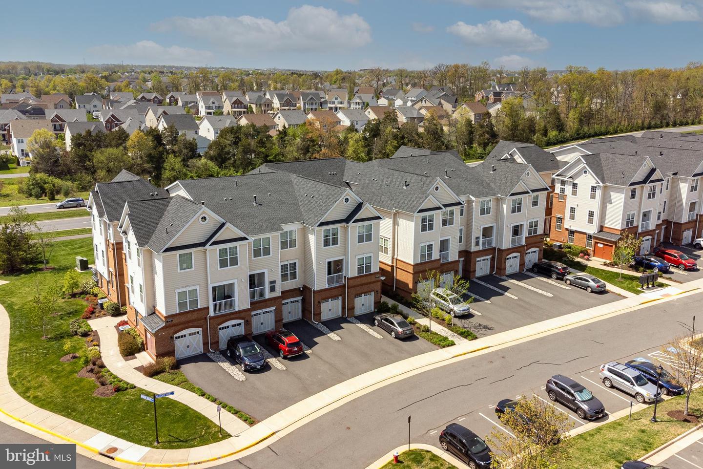23315 MILLTOWN KNOLL SQUARE Unit: 116