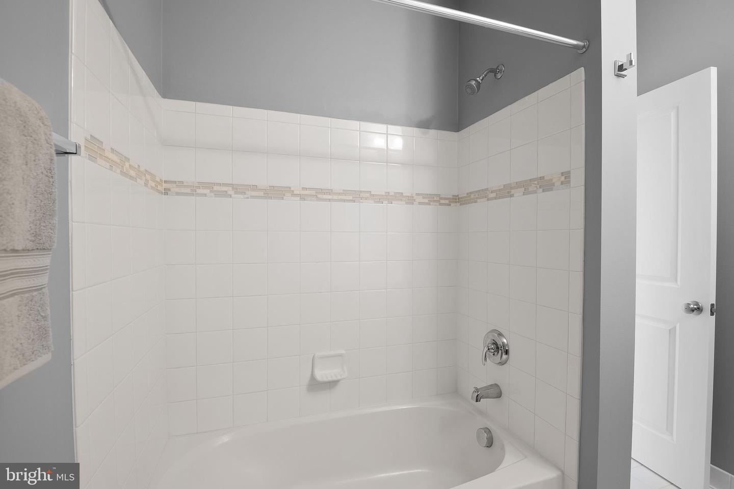 23315 MILLTOWN KNOLL SQUARE Unit: 116
