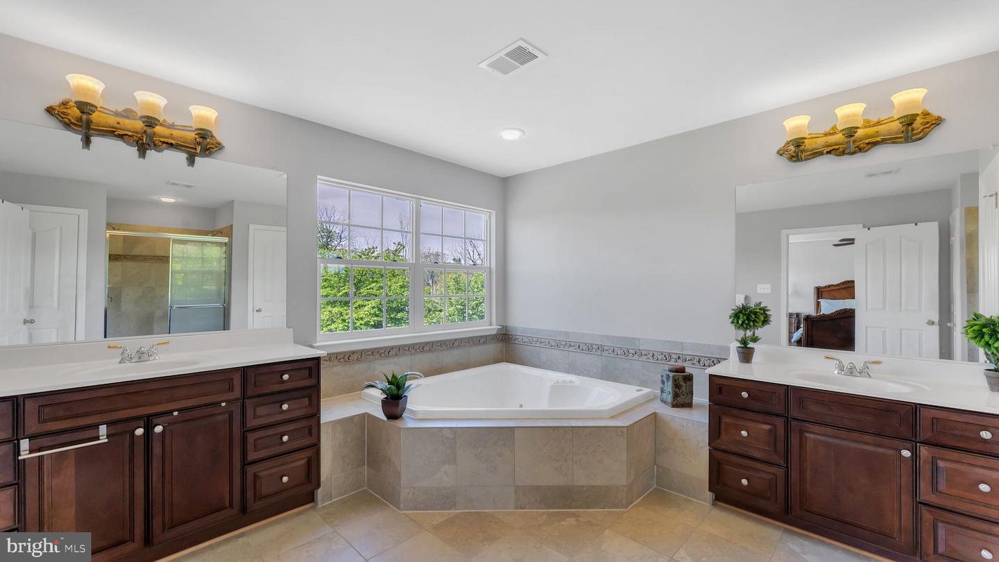 12027 GEORGE FARM DRIVE