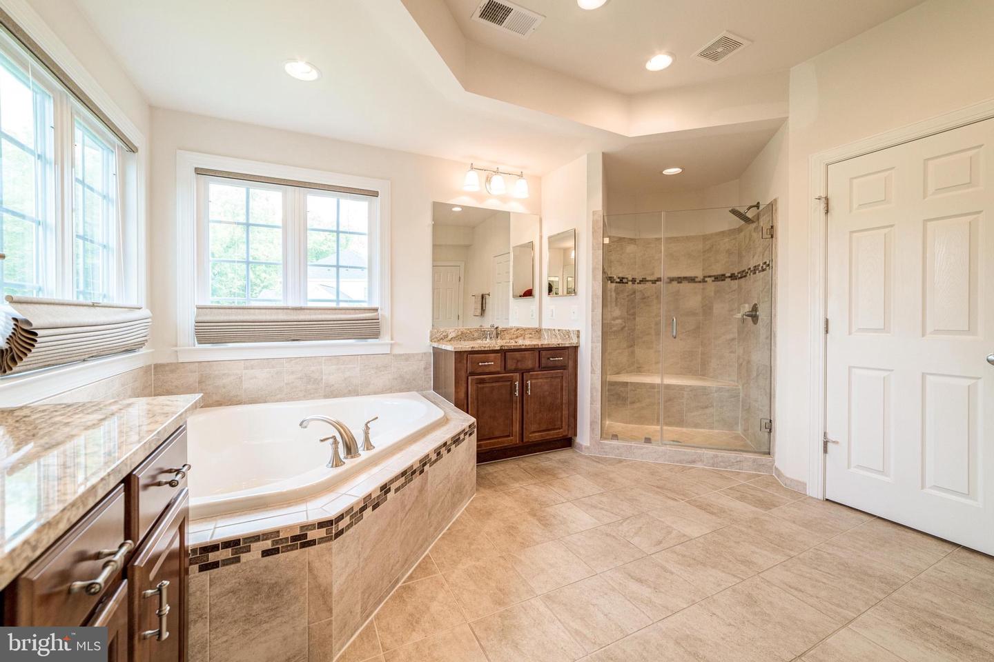 36488 WHISPERING SPRINGS COURT