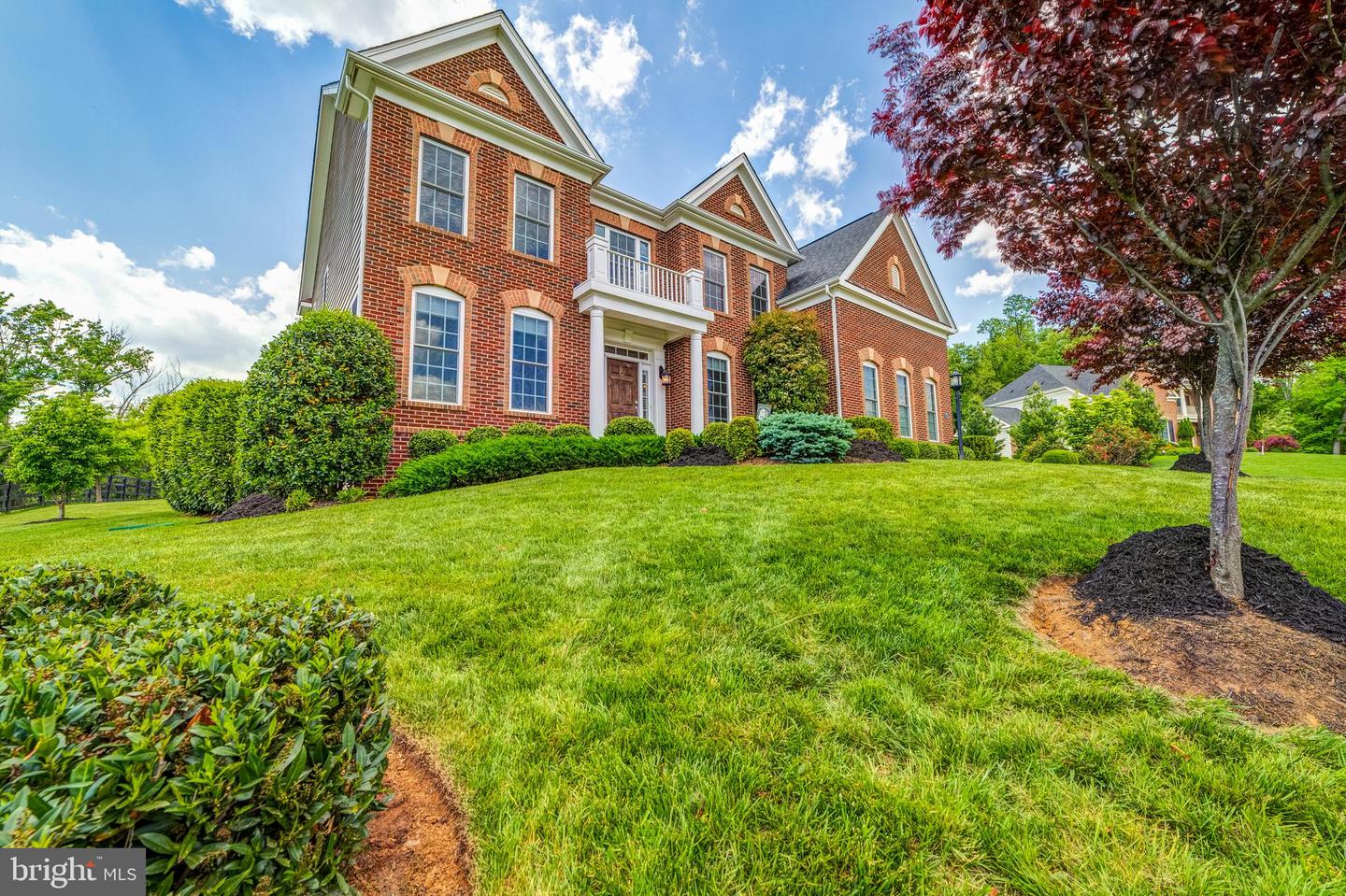 36488 WHISPERING SPRINGS COURT