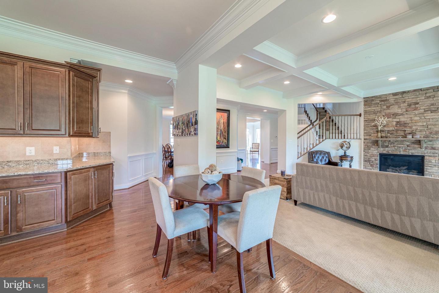 36488 WHISPERING SPRINGS COURT