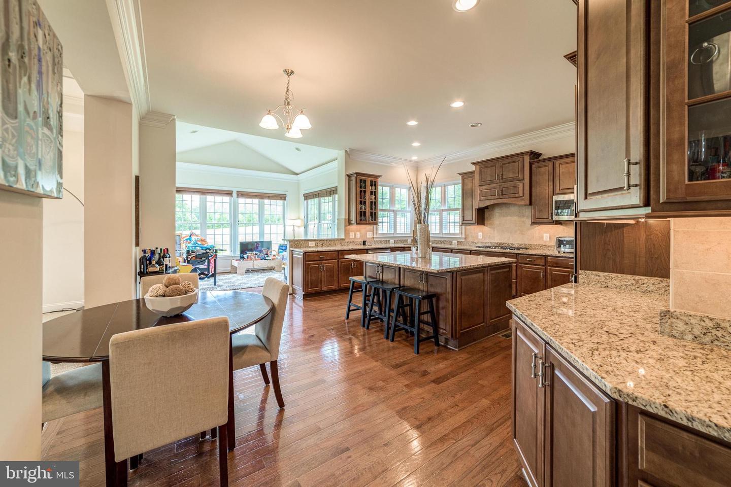 36488 WHISPERING SPRINGS COURT