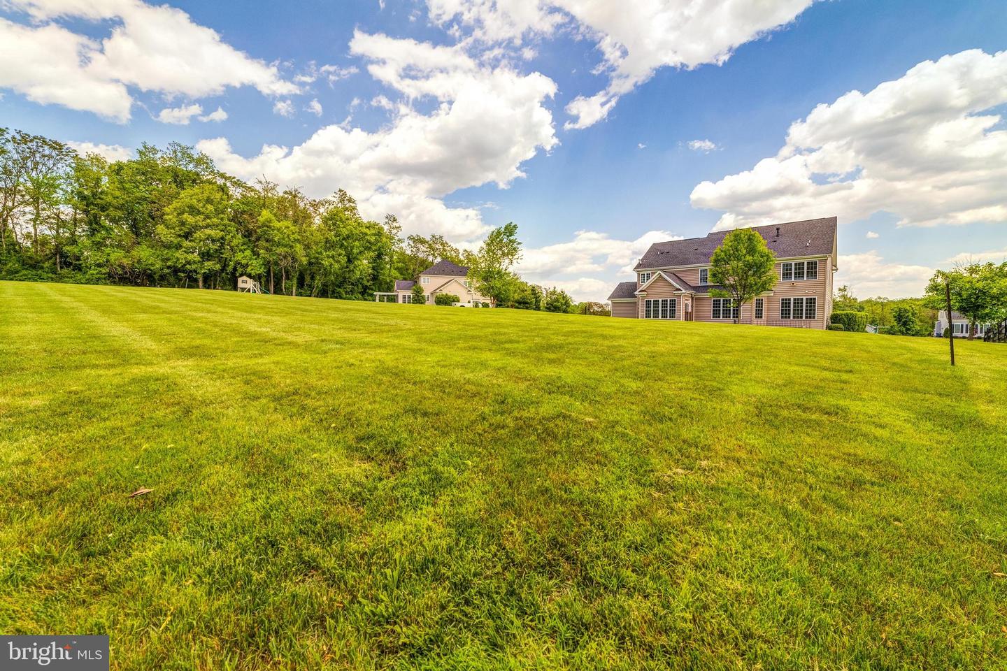 36488 WHISPERING SPRINGS COURT