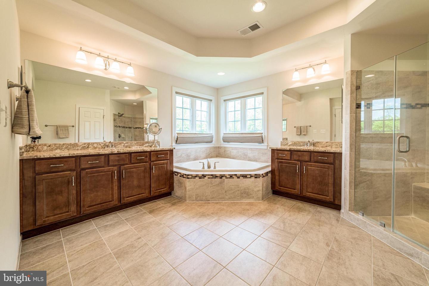 36488 WHISPERING SPRINGS COURT