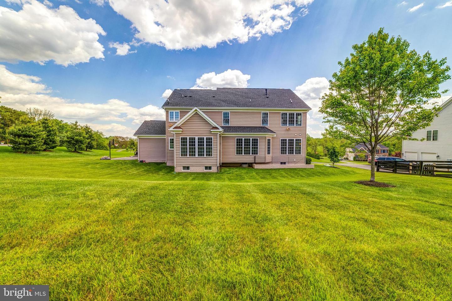 36488 WHISPERING SPRINGS COURT