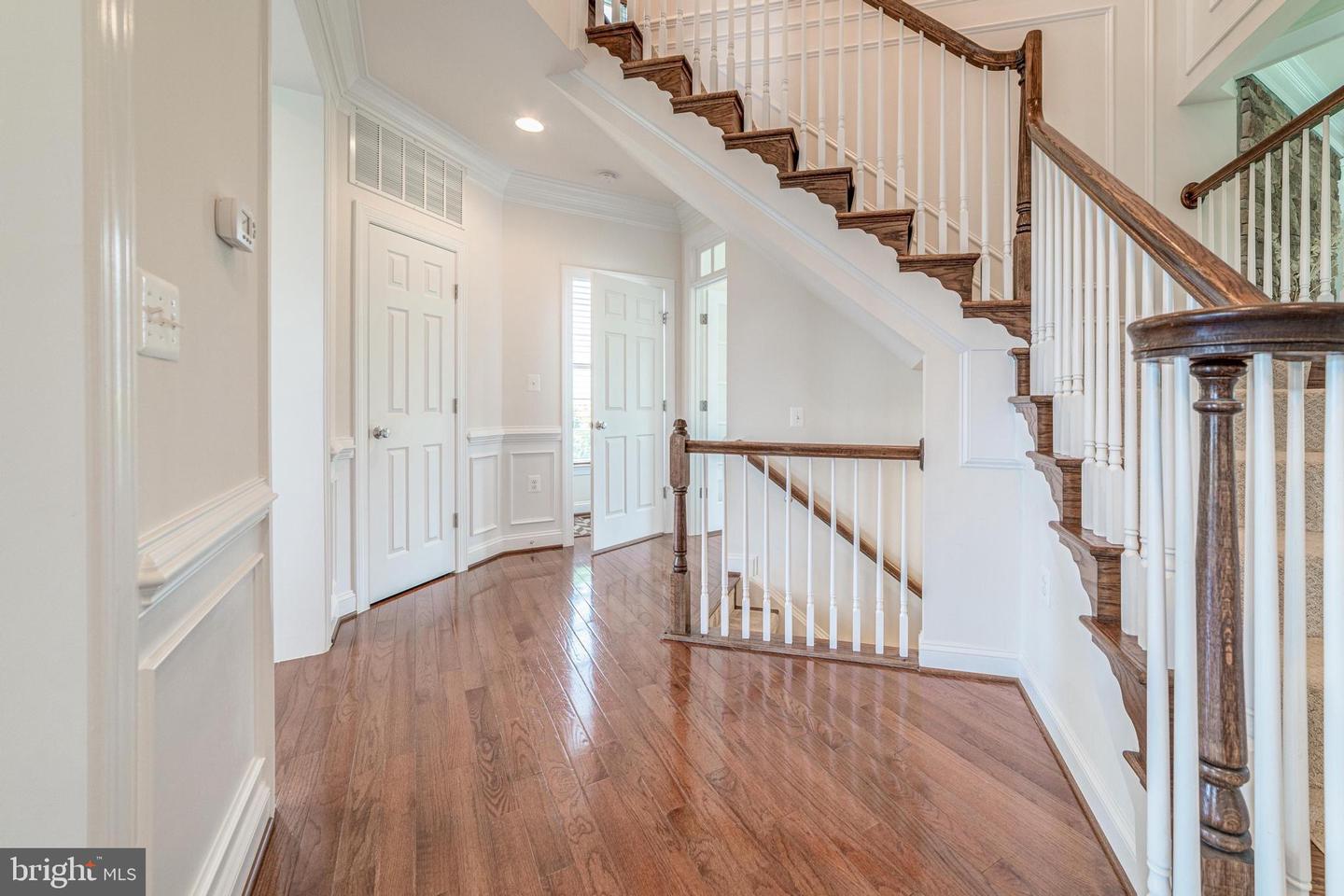 36488 WHISPERING SPRINGS COURT