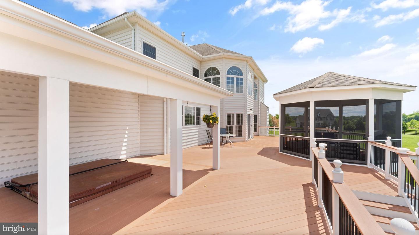 38015 HIGHLAND FARM PLACE