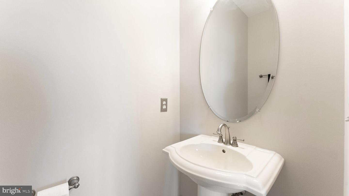 38015 HIGHLAND FARM PLACE