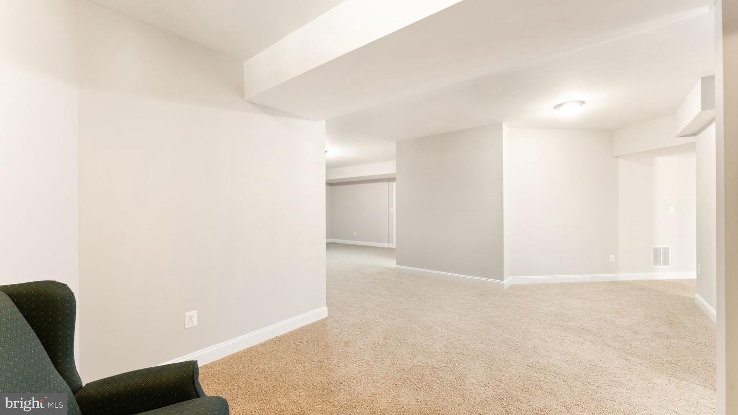 38015 HIGHLAND FARM PLACE