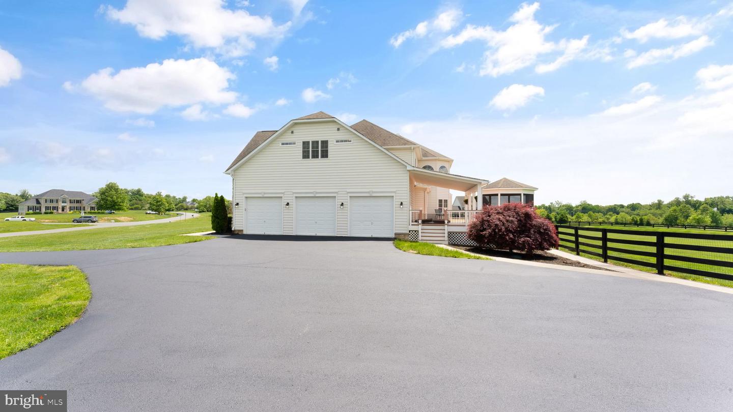 38015 HIGHLAND FARM PLACE