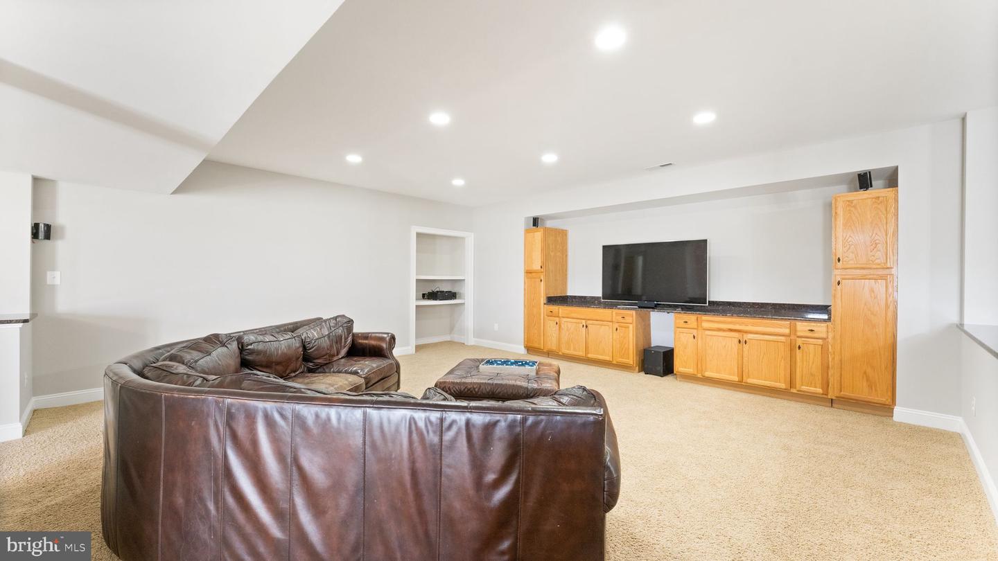 38015 HIGHLAND FARM PLACE