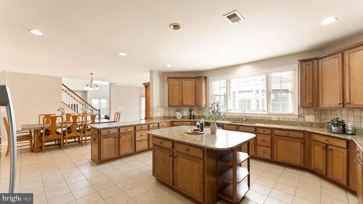 38015 HIGHLAND FARM PLACE