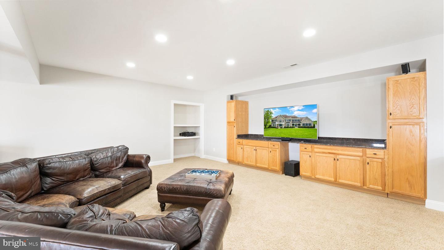 38015 HIGHLAND FARM PLACE