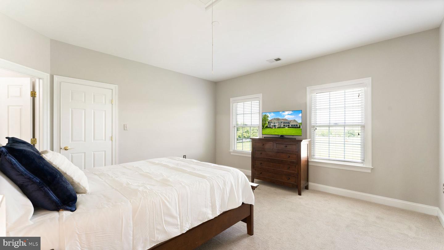 38015 HIGHLAND FARM PLACE