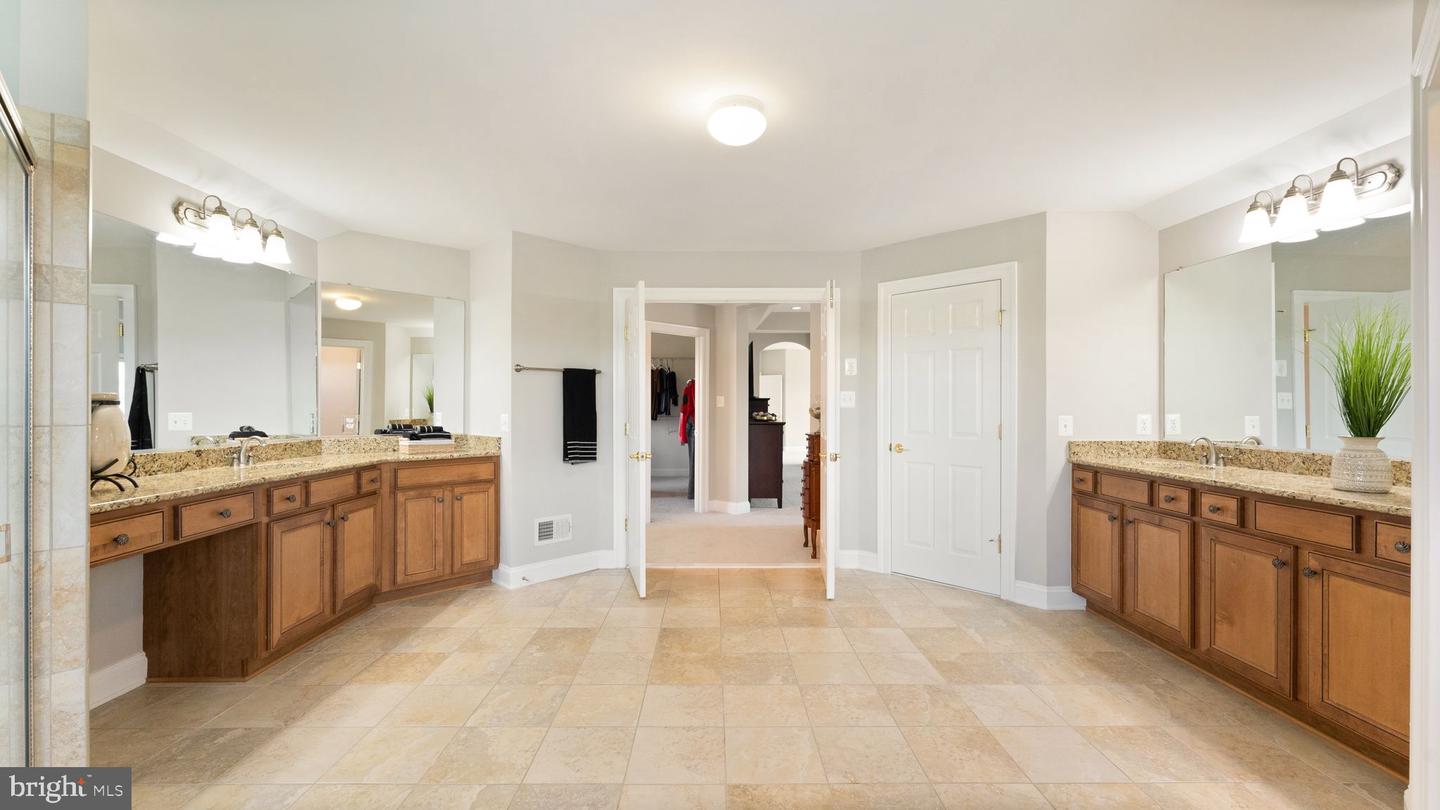 38015 HIGHLAND FARM PLACE