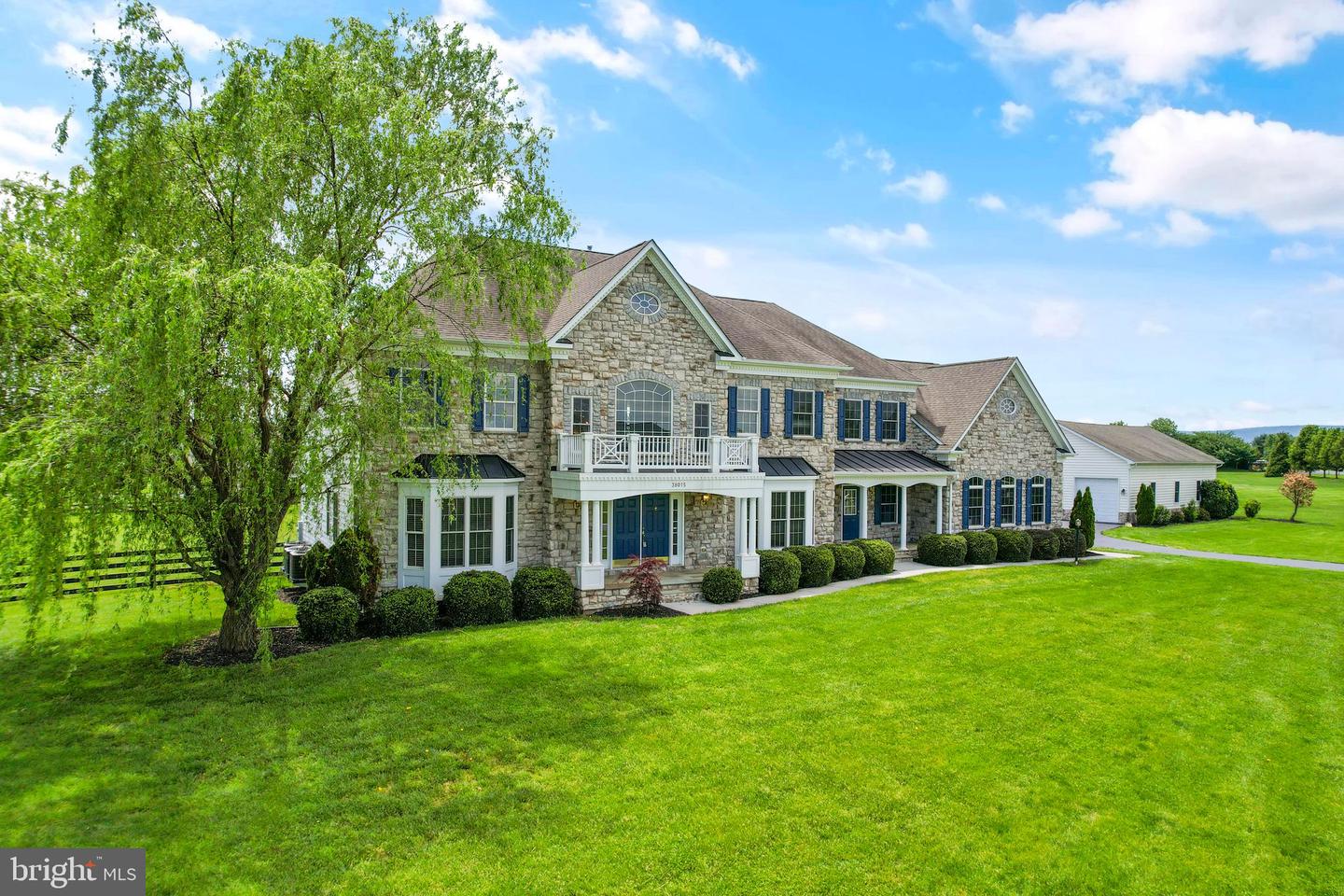 38015 HIGHLAND FARM PLACE