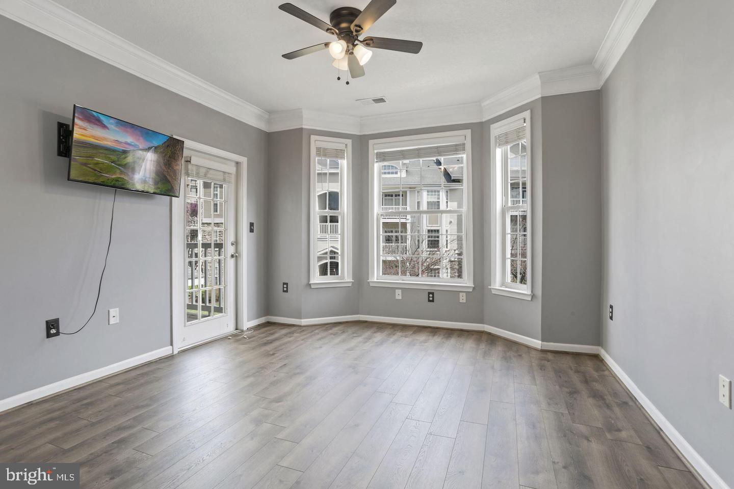 510 SUNSET VIEW TERRACE SE Unit: 204