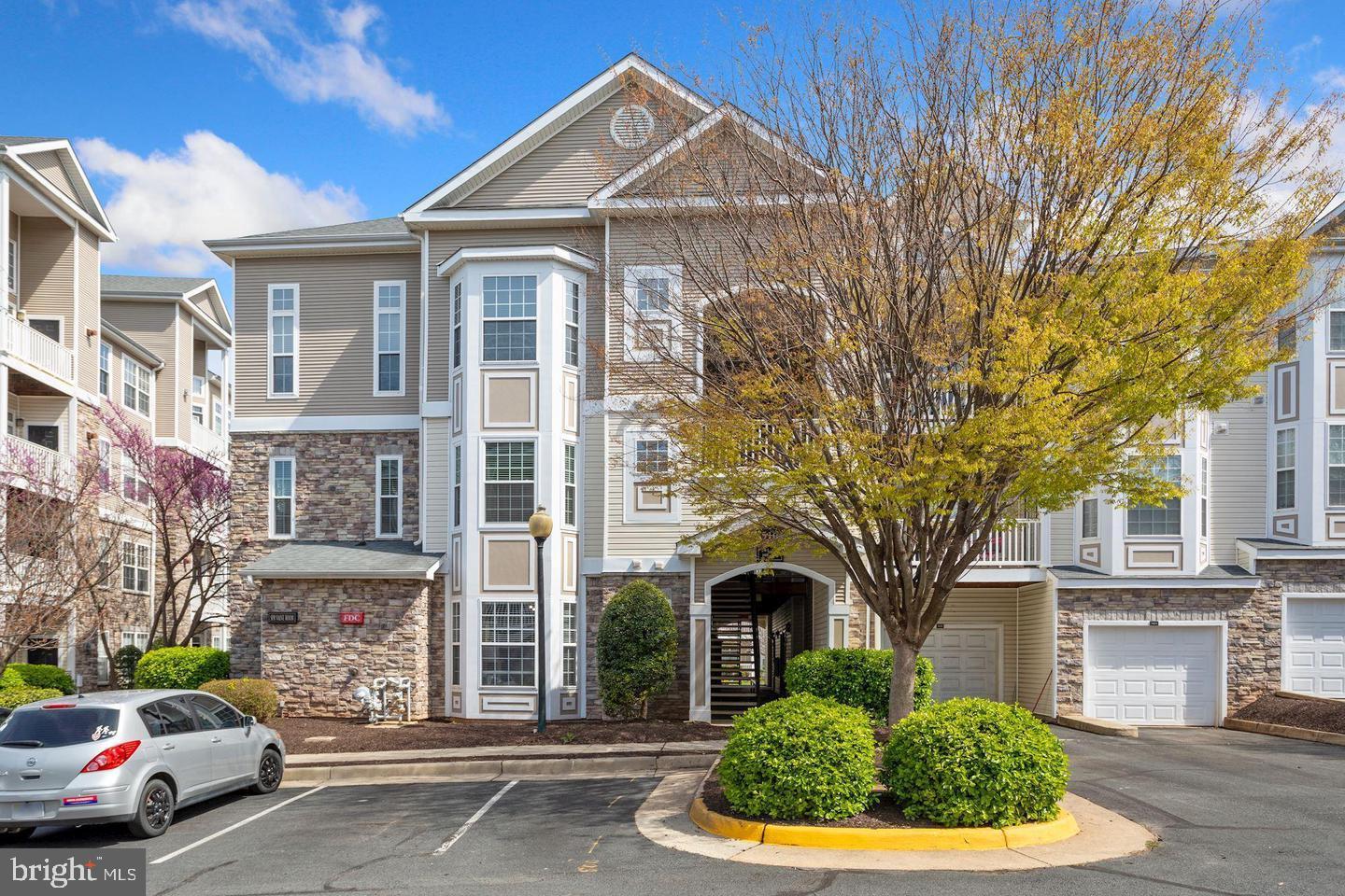 510 SUNSET VIEW TERRACE SE Unit: 204