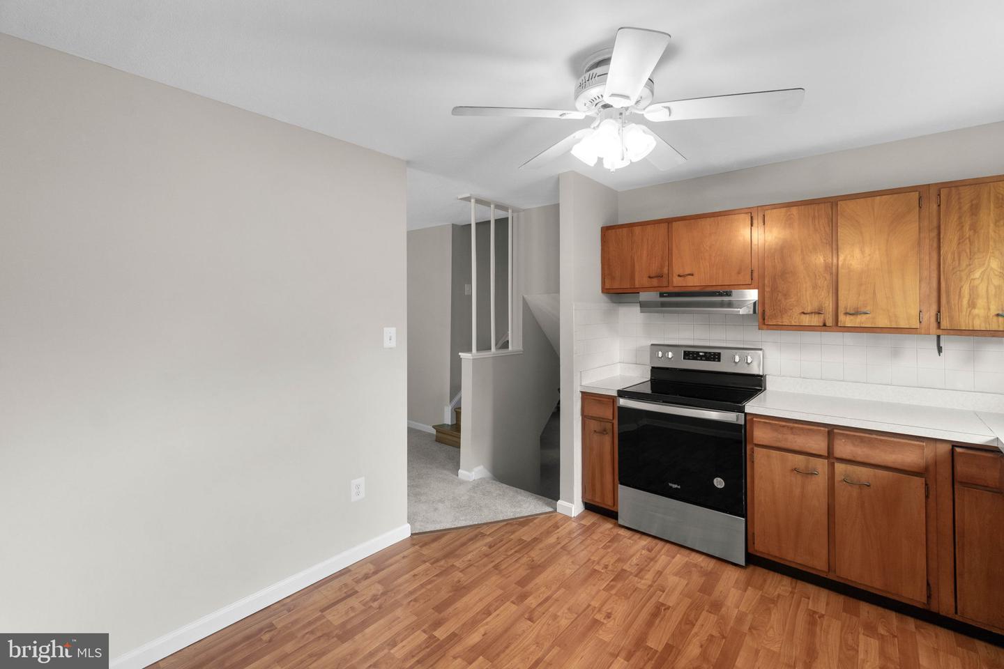 604 W JASPER COURT