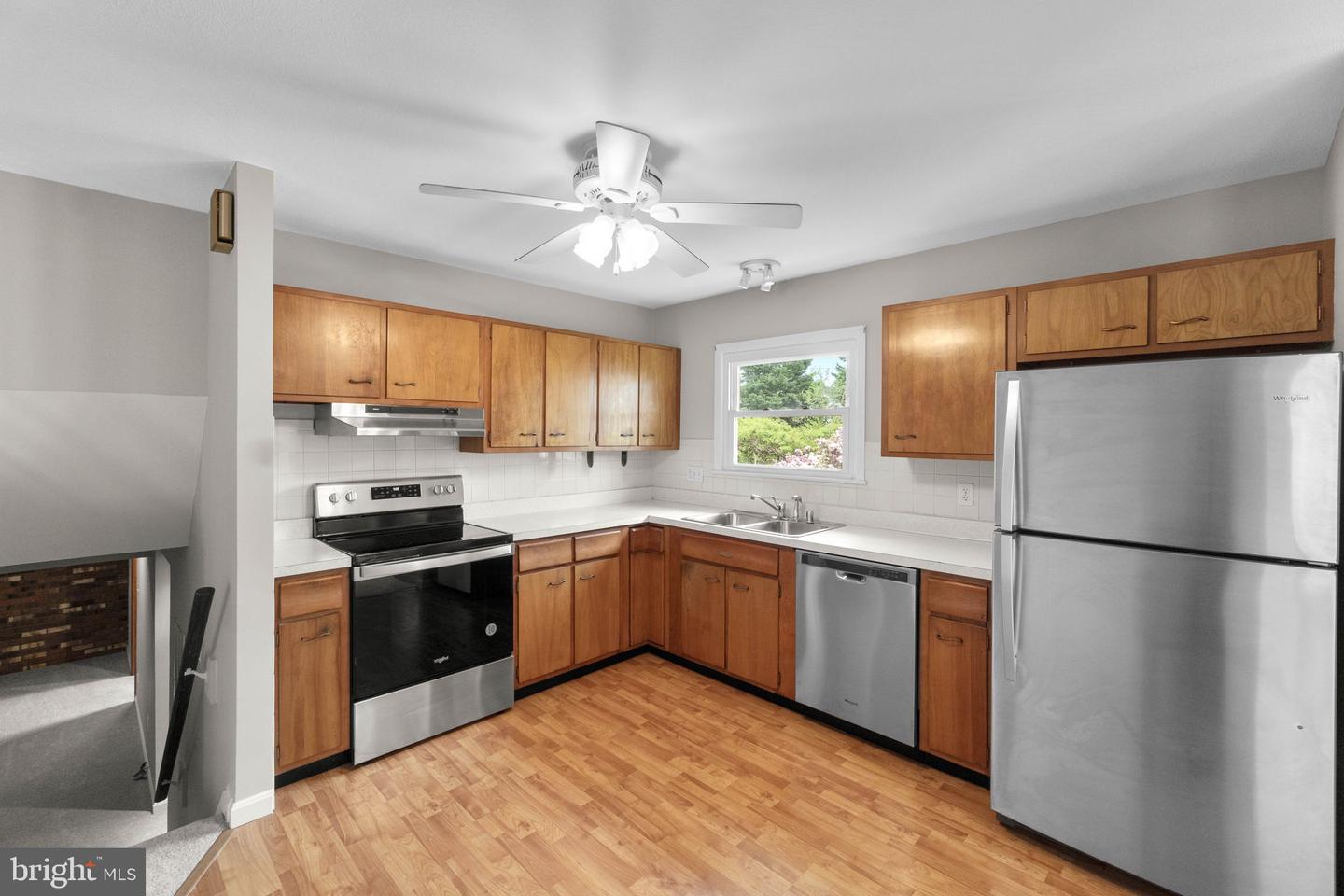 604 W JASPER COURT