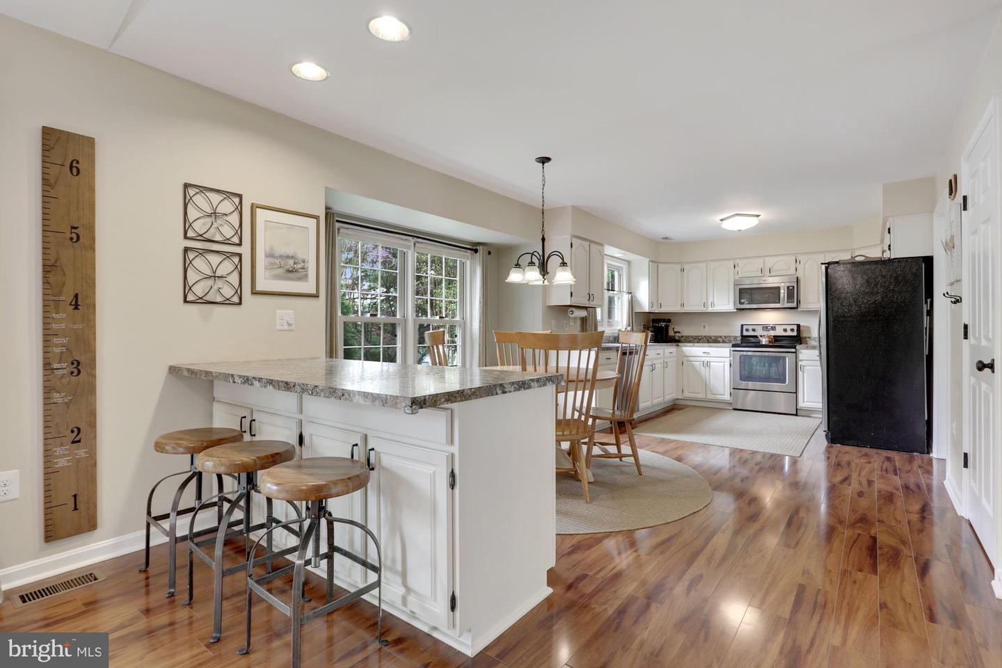 37825 PERKINS COURT