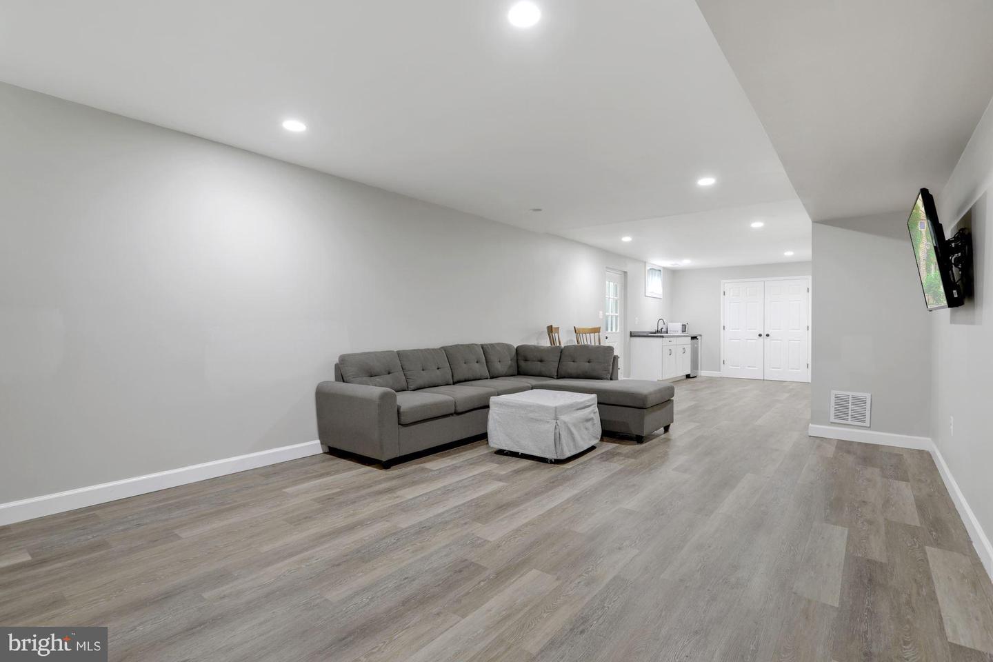 37825 PERKINS COURT