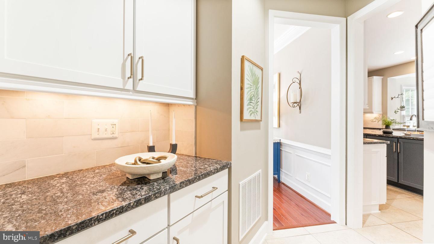 21130 WHITE CLAY PLACE