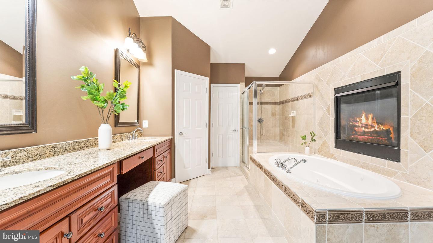 21130 WHITE CLAY PLACE