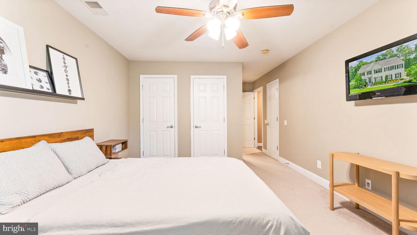 21130 WHITE CLAY PLACE