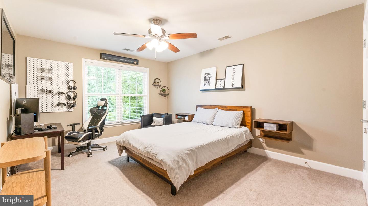 21130 WHITE CLAY PLACE