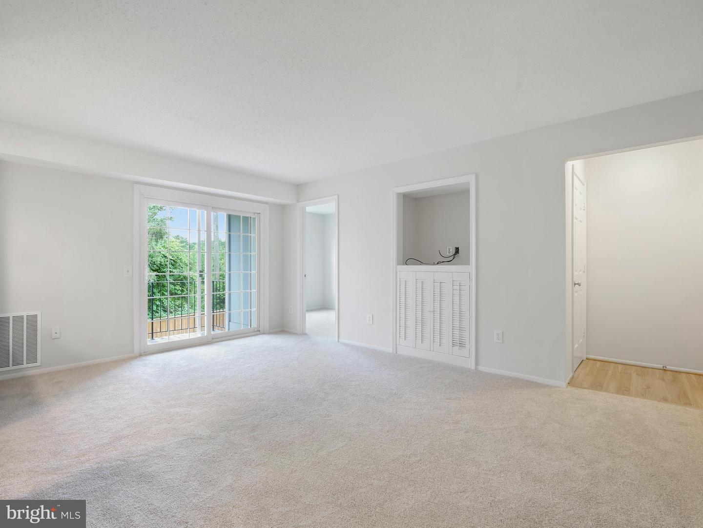 127 FORT EVANS ROAD SE Unit: C
