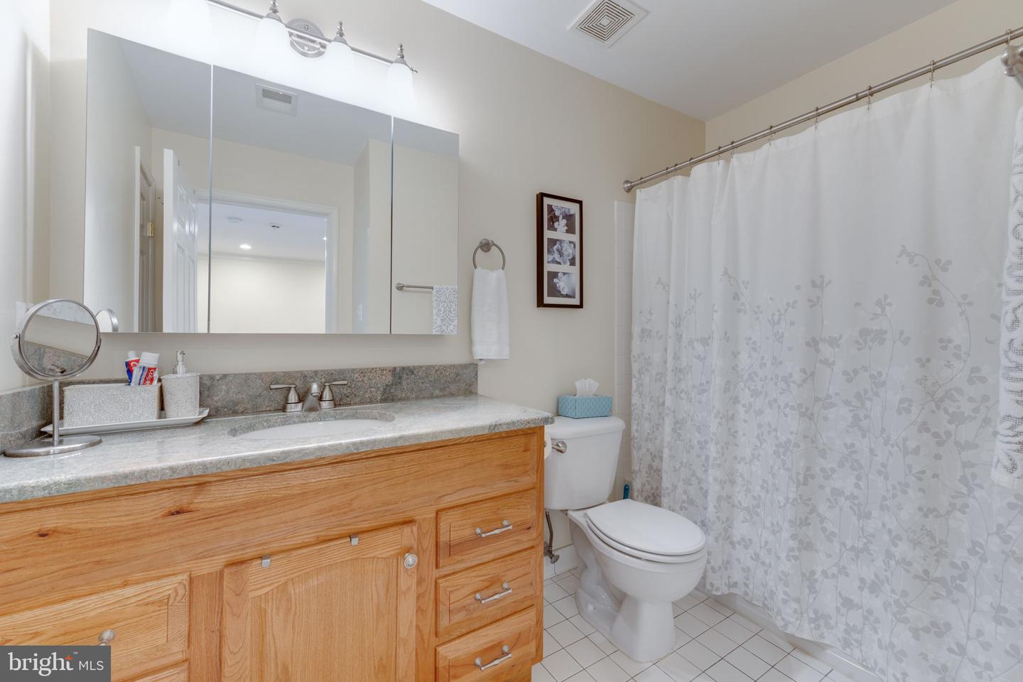 42721 COOL BREEZE SQUARE