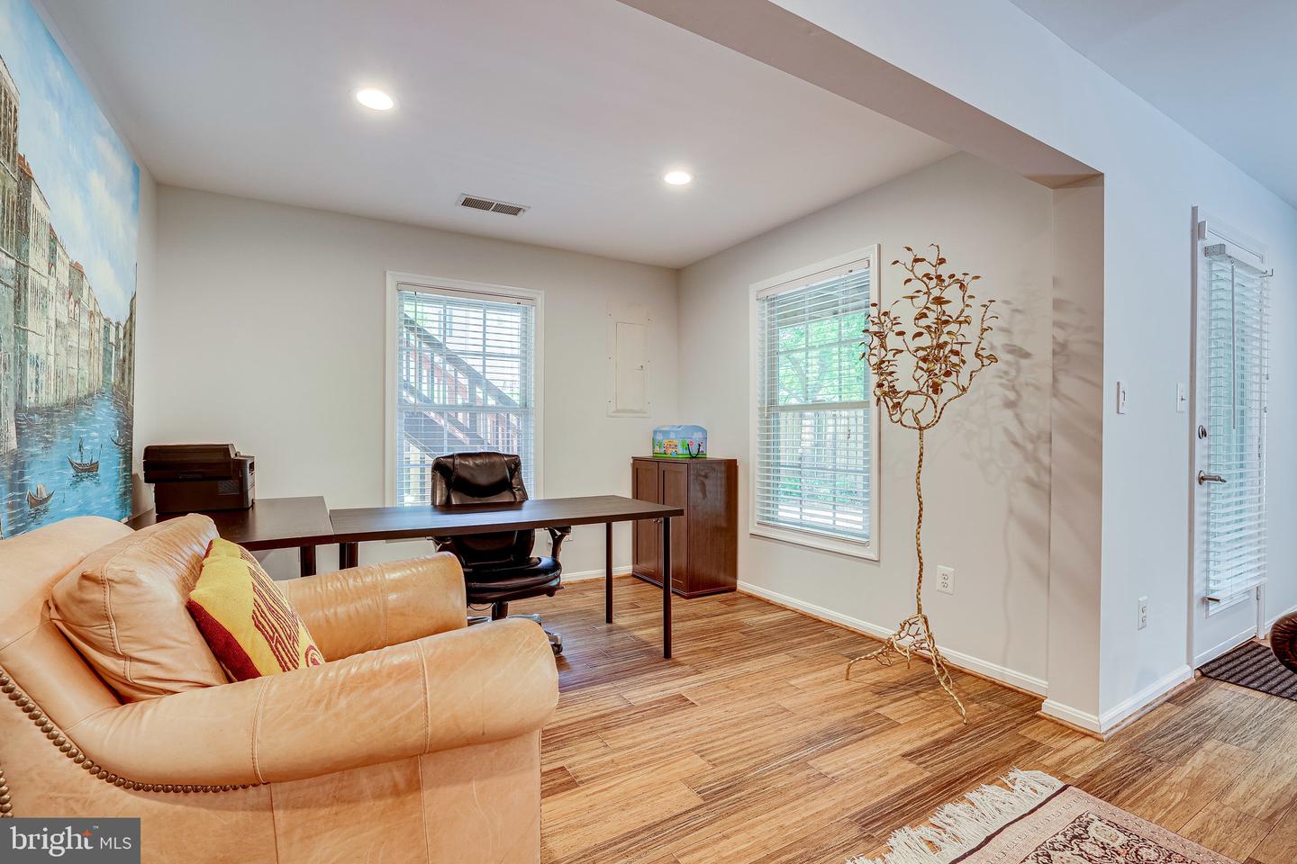 20936 CHEROKEE TERRACE