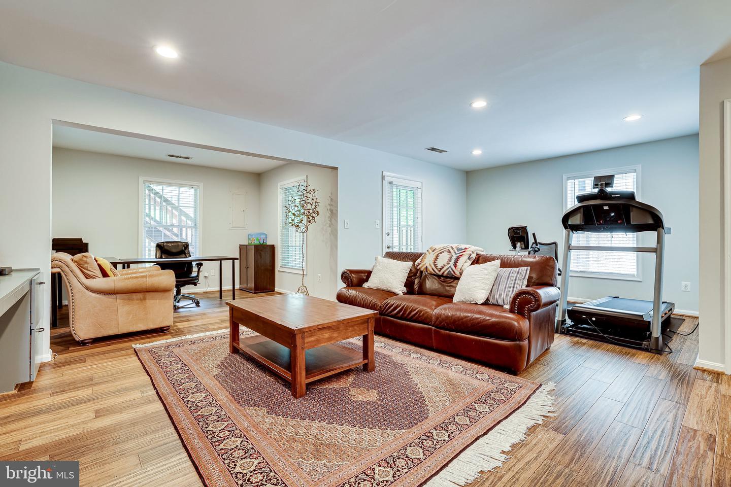20936 CHEROKEE TERRACE