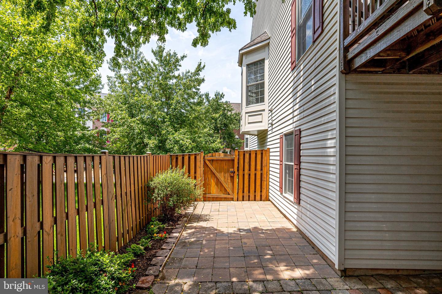 20936 CHEROKEE TERRACE