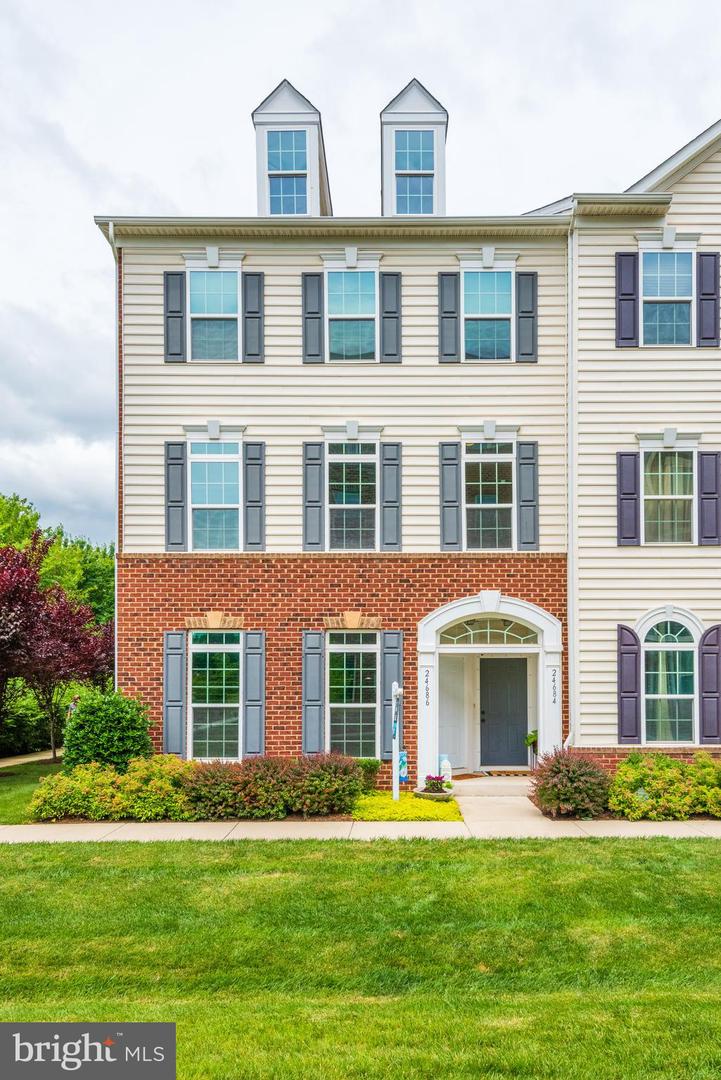 24686 FOOTED RIDGE TERRACE