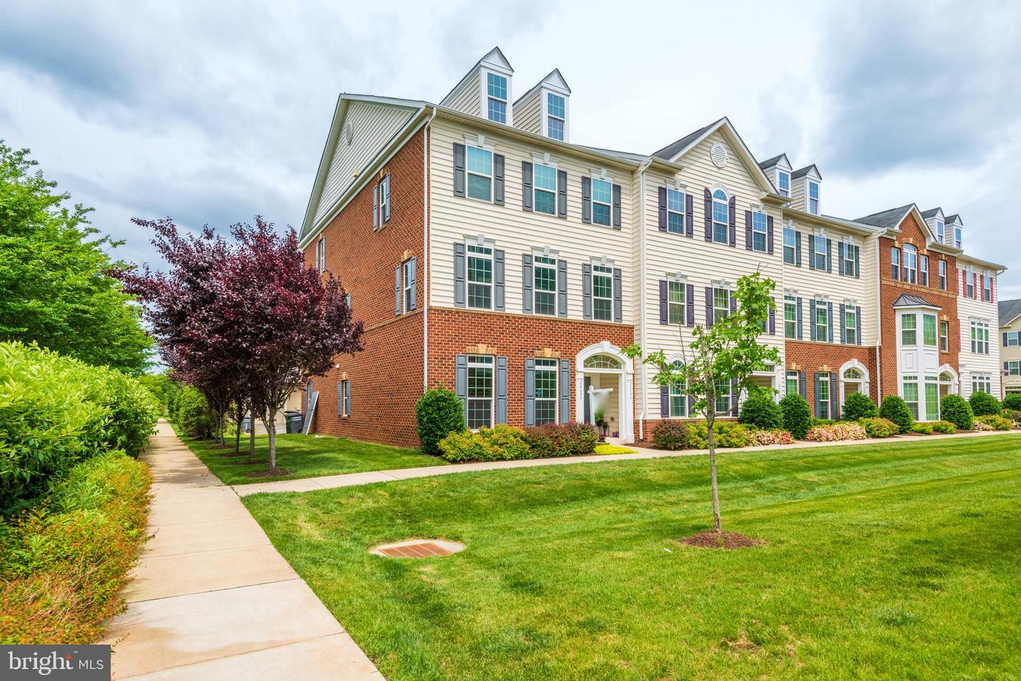 24686 FOOTED RIDGE TERRACE