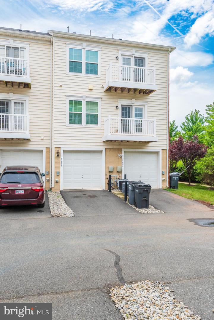 24686 FOOTED RIDGE TERRACE