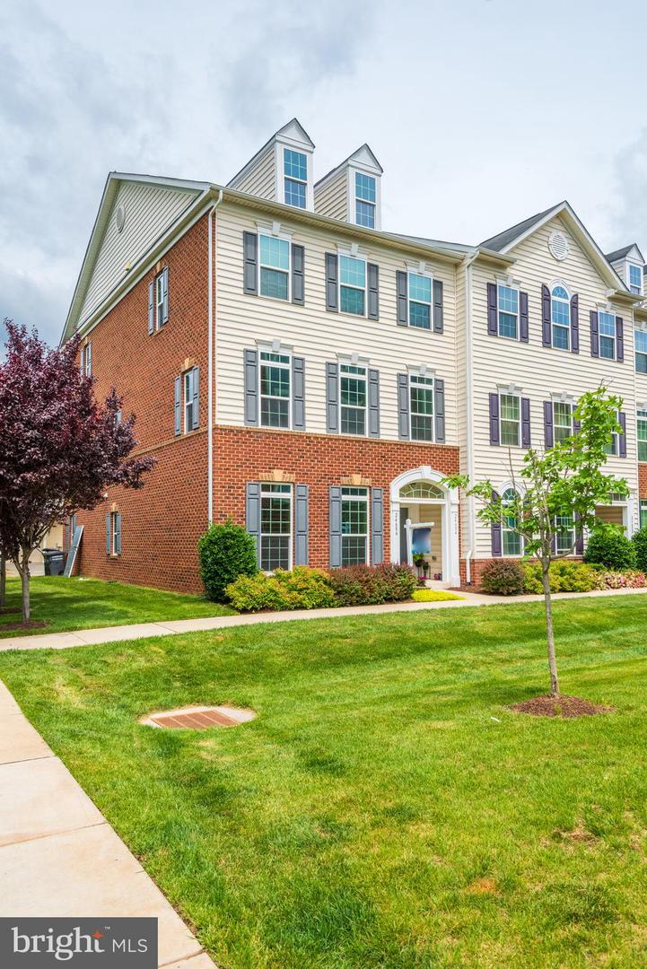 24686 FOOTED RIDGE TERRACE