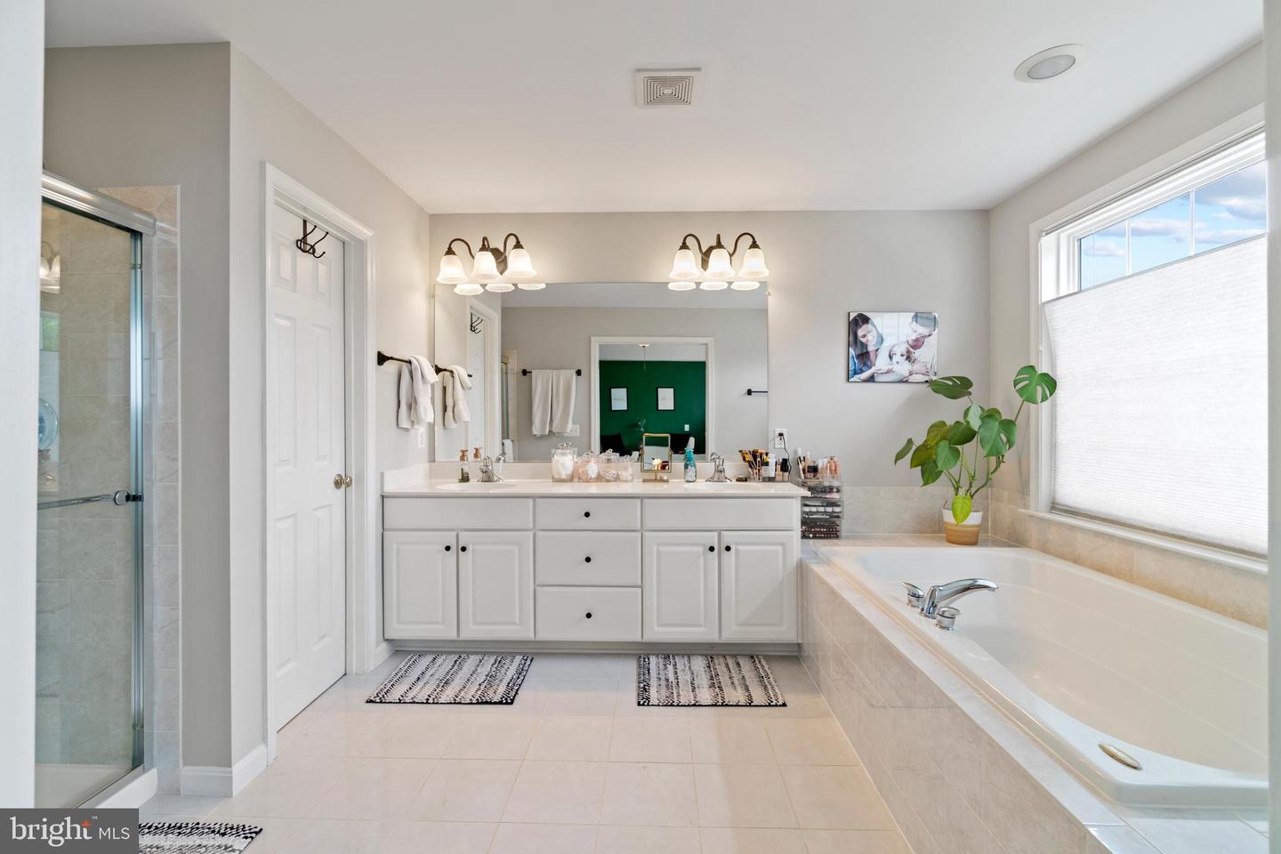 22676 SIMONET BLANC TERRACE