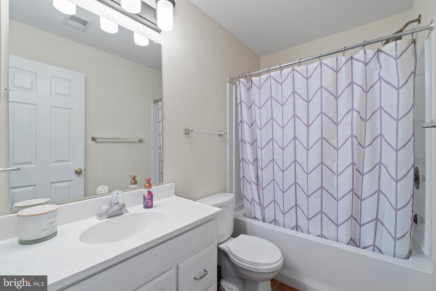 22676 SIMONET BLANC TERRACE