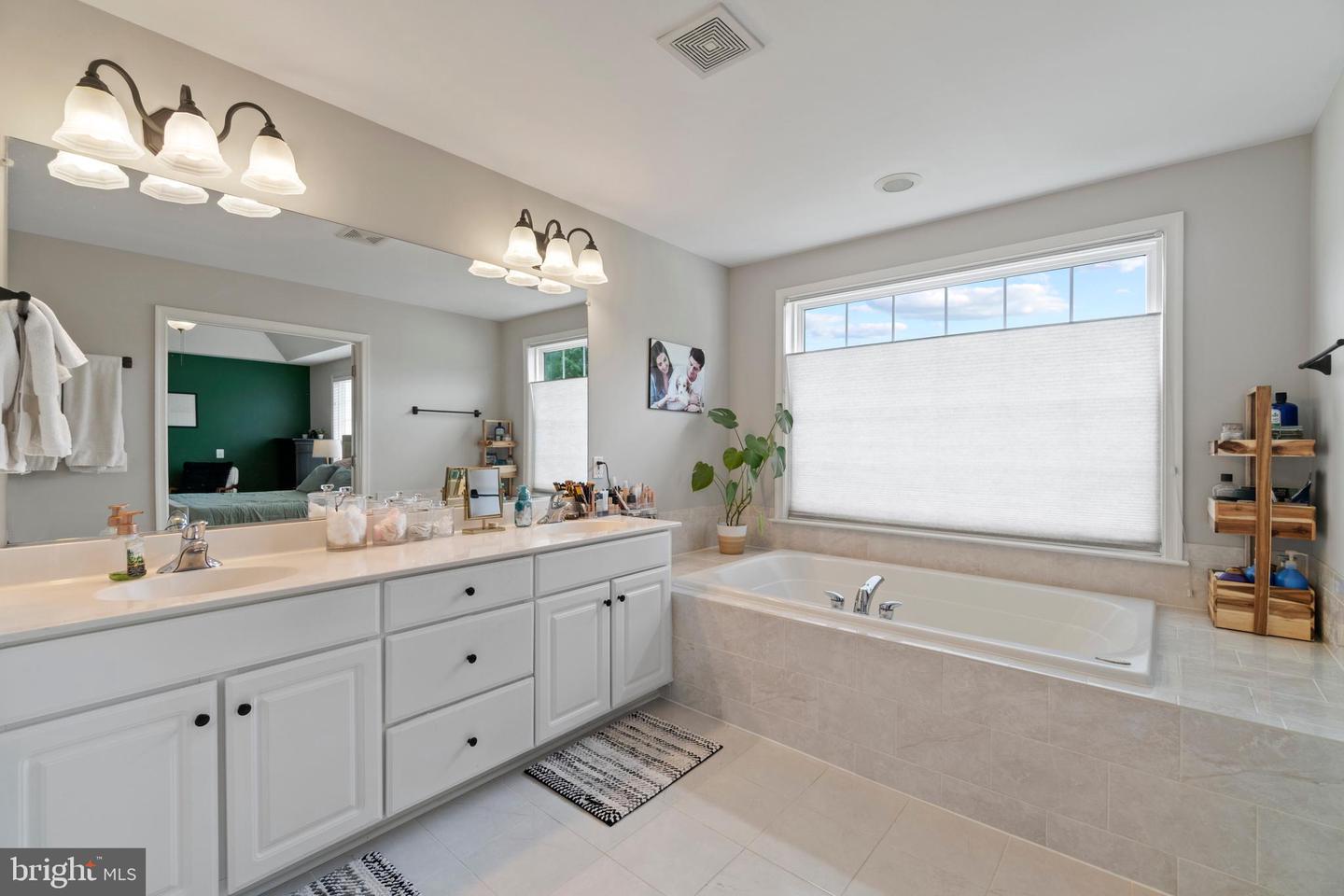 22676 SIMONET BLANC TERRACE